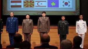 .üniversitesi gelişmeleri, bugün yaşanan en flaş gelişmeler ve çok daha fazlası sürekli güncel olan milli savunma üniversitesi haber sayfamızda. Milli Savunma Universitesi Ilk Mezunlarini Verdi