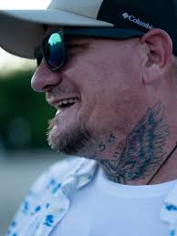 After losing his family and home, Nashville veteran prays for others