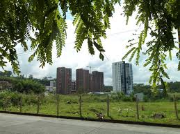 Ubicada en la ciudad de pereira capital del eje cafetero colombia, sur américa. Edificios De Apartamentos En Construccion En Pinares Alto Pereira 2 Mapio Net