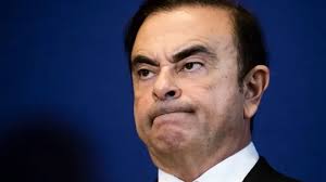 Cerita eks bos Nissan Carlos Ghosn: 'Bagaimana saya bisa kabur dari Jepang  dengan meringkuk di dalam peti'
