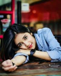 Latest Girls Dp Images For Whatsapp, Facebook, Insatagram And More % »  biopick.in