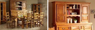 L'intérieur du style campagnard français a beaucoup de couleurs vives: Salle A Manger Rustique Comment L Installer