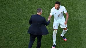 El inesperado saludo entre Mbappé y Gignac