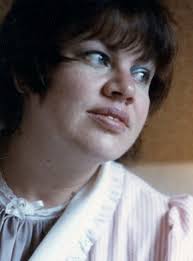 Janis Phillips's Instagram, Twitter & Facebook