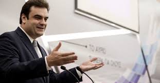 Επιλέγετε «επιθυμώ άυλη συνταγογράφηση» και στη συνέχεια σάς ζητείται να συμπληρώσετε το κινητό τηλέφωνο ή/και το email, όπου θα σας αποστέλλεται το barcode της συνταγής. Format Gov Gr Aylh Syntagografhsh Taxisnet 3eperase Tis 100 000 Eggrafes Pagenews Gr