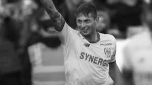 Emiliano sala, așteptat de câinele său: Corpul Lui Emiliano Sala A Fost Recuperat Din Ruinele Avionului PrÄƒbuÈ™it In Canalul Manecii Antena 3