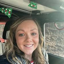 Amanda Sisson (@MandySisson)