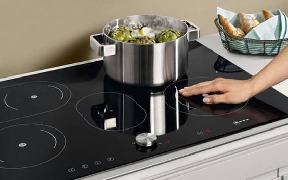 Nguyên nhân bếp từ sôi không đều và cách khắc phục