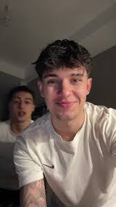 Eren Atmaca's Instagram, Twitter & Facebook