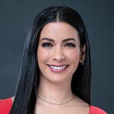 Yoselyn Sanchez's Instagram, Twitter & Facebook