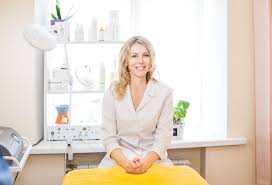 Interested in learning new skills for a new career? Medical Aesthetician Vs Esthetician What S The Difference National Laser Institute