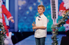 En l'espace de quelques années, la jeune femme a trouvé sa place dans nathalie loriot fait partie des artistes fétiches de nagui dans n'oubliez pas les paroles. Television Julian Jeune Elbeuvien De 10 Ans Sur Le Plateau De N Oubliez Pas Les Paroles