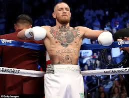 Video shows jake paul taking mayweather's hat and shouting got your hat! during the confrontation before. Eddie Hearn Claims Conor Mcgregor Vs Jake Paul Would Be More Competitive Mcgregor V Floyd Mayweather Aktuelle Boulevard Nachrichten Und Fotogalerien Zu Stars Sternchen