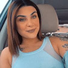 Julie DeSantis (@desantisj_4)