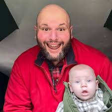 💰💵💸 in 🤝🤝 lookin for cheap bagger or cruiser. Runs and rides. I ride  year round anyday theres no snow but lost this season after an  accident/baby. Tryna get back