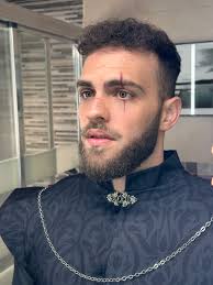 Dave Alvarez (@DaveeAlvarezr)