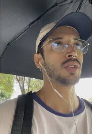 -Pelea de miradas ¿o qué?- #actor #viral #mexican #tiktok #likeforlike  #reir #storytime #men #acting #casting #cast