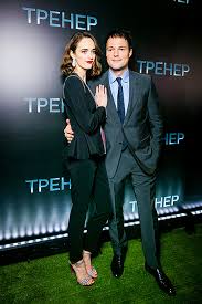 За три часа фото набрало почти 200 тысяч лайков. Danila Kozlovskij I Olga Zueva Stali Roditelyami Pervoe Foto S Docheryu Hello Russia