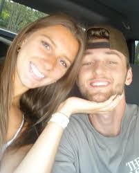 Hunter Layton's Instagram, Twitter & Facebook