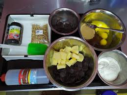 Makanan beku ini biasanya dijadikan dessert atau hidangan pencuci mulut dengan rasa manis dan sensasi dingin dimulut yang banyak digemari dari berbagai kalangan. Koleksi Resepi Kek Biskut Brownies Posts Facebook