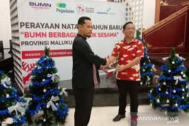 Tiga Bumn Bantu 1 000 Alkitab Bagi Jemaat Gpm Masohi Antara News Ambon Maluku Tema natal 2019 adalah hiduplah sebagai sahabat bagi semua orang.