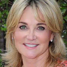 60, born 25 may 1960. Anthea Turner I Ve Downsized From A 57 Acre 10m Estate Now I Live In A Three Bed Flat Mirror Online