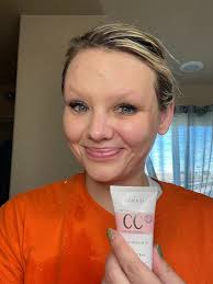 Farmasi makeup coverage for vitiligo spotting