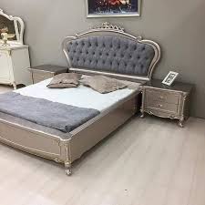 غرفه نوم كلاسيك باللون الشامبين موبلياتكو المصطفي الاثاث والديكور Facebook