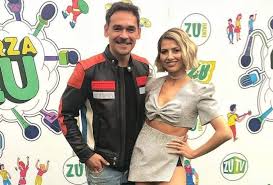 Razvan simion, fostul iubit al lidiei buble, nu a dorit sa vada videoclipul piesei. Lidia Buble È™i RÄƒzvan Simion Din Nou ImpreunÄƒ Gestul Cu Care Artista È™i A Pus Fanii Pe Ganduri