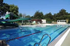 Piscine A Saint Nicolas Du Pelem Horaires Tarifs Et Telephone Guide Piscine Fr