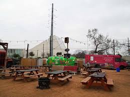 While there are plenty of great brick and mortar spots to chow down at, it's better to fully immerse yourself in the atx lifestyle and go on a whirlwind tour of the best austin has to offer when it comes to food trucks, food trailers. Austin City Guide Tx Best Food Trucks In Austin Via Yourlbb
