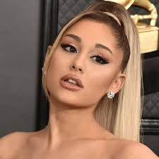 Ariana Grande: Sie bricht ihr Schweigen über den Nickelodeon-Skandal!