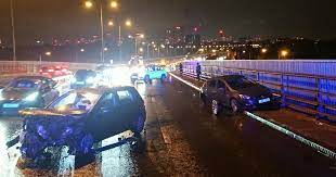 Quatre blessés transportés à l'hôpital accidents sur l'a13 : Congestion On A13 Due To Accident Mylondon