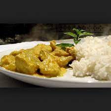 Noi abbiamo usato anche del latte di cocco. Petto Di Pollo Al Curry Con Riso Basmati Le Ricette Di Esmeralda