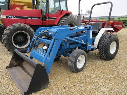 Ford 1620 Tractor