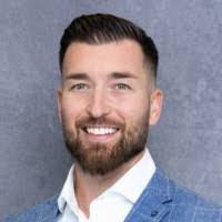 Gary Bloxham's Instagram, Twitter & Facebook