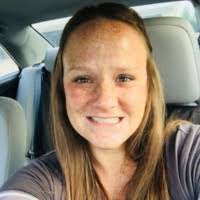 Elizabeth Capstick's Instagram, Twitter & Facebook