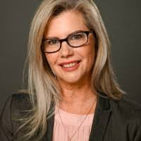 Susan Easter's Instagram, Twitter & Facebook