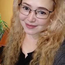 This April, Php 10.95 per kWh ang overall electricity rate para sa typical  household. May decrease na Php 0.99 per kWh dahil sa pagbaba ng generation  at transmission charges. Around Php 198