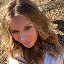 Whitney Philpott's Instagram, Twitter & Facebook