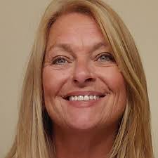 Who can paint a house in the Robins area?