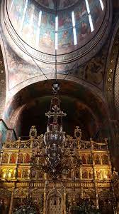 Biserica alba, ridicata in 1602, hram sfantul nicolae, calea victoriei nr. Interior Biserica Manastirea Radu Voda Corina Costache