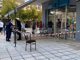 Πυροβολισμοί έπεσαν πριν από λίγο στην περιοχή του ιπποκρατείου στη θεσσαλονίκη, που είχαν σαν αποτελέσμα τον τραυματισμό δύο ατόμων. Pyrobolismoi Sth 8essalonikh Enas Traymatias Eidhseis Nea To Bhma Online