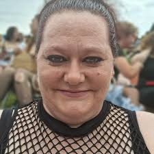 Hi Everyone, Any low budget store for clothes ?