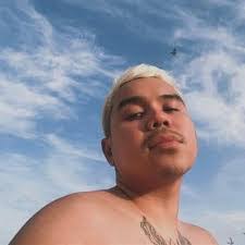 Alexandra Corey's Instagram, Twitter & Facebook