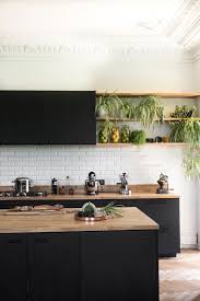 Brown subway tile kitchen designs backsplashes kitchen. 75 Beautiful Kitchen With Subway Tile Backsplash And Brown Countertops Pictures Ideas August 2021 Houzz