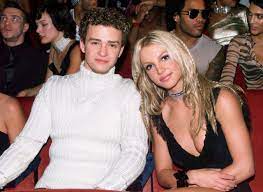 7, 2000 ceremony at new york city's radio city music hall is one of the defining live moments of but in 2000, she made it clear that the coquettish teen britney was in the rearview, and britney spears. Britney Spears Just Called Out Her Breakup With Justin Timberlake In A Hilarious Way Glamour