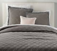 The front and back feature a subtle leaf pattern, perfect for davina, bohemian, or cottage design styles. Pottery Barn Set Of 2 Velvet Channel Quilted Euro Shams Ivory New Pillow Shams Bedding
