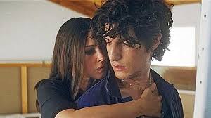 Monica Bellucci entre madone et mamma