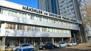 Gökhan akkan genç ve belirli potansiyele sâhip bir kaleci; Hsyk Nin Aciga Aldigi Hakim Ve Savcilarin Isim Listesi Son Dakika Haberleri